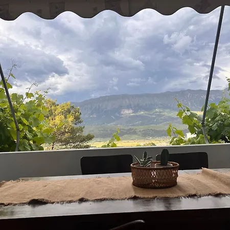 Thimjos & Ritas Gjirokaster