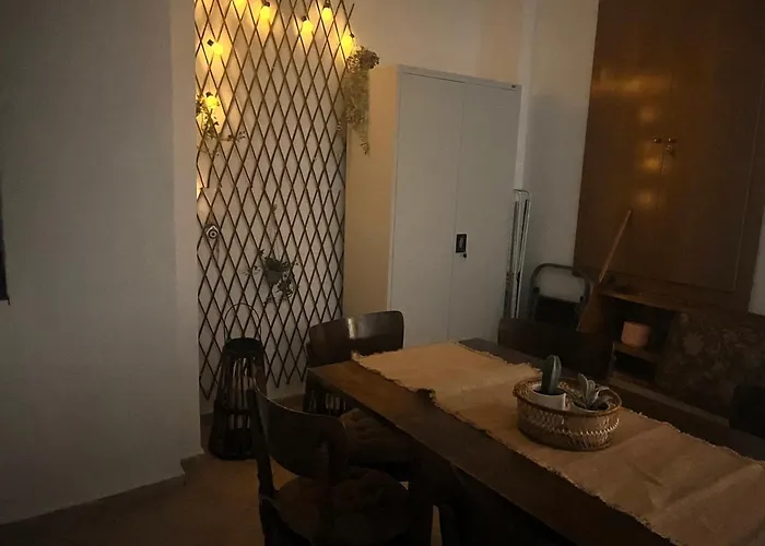 Thimjos & Ritas Villa *